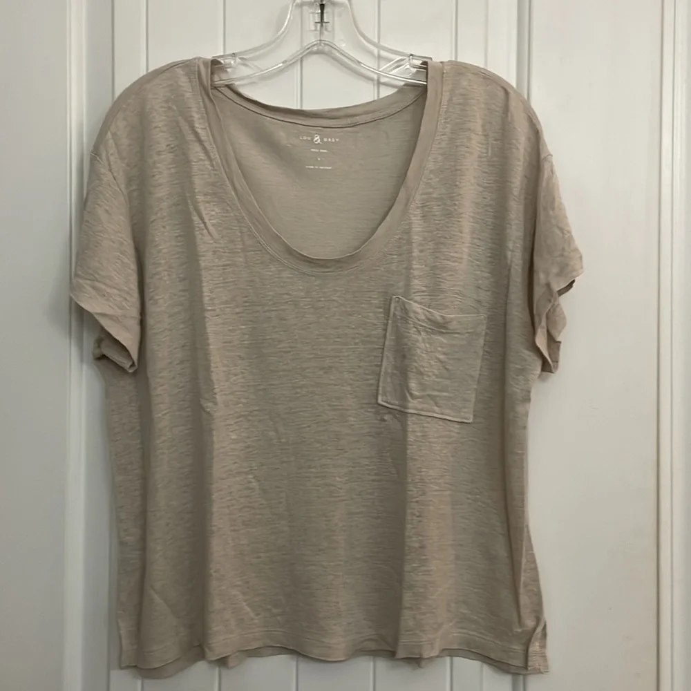 Gap camo shorts with matching top - Picture 3 of 6